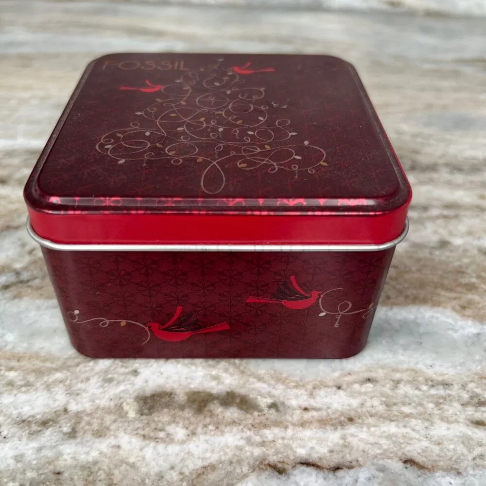 Fossil festive red